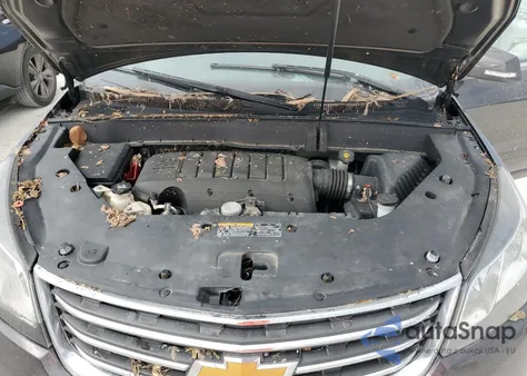 2015 Chevrolet Traverse Lt z USA, uszkodzony, nr VIN 1GNKRHKDXFJ137082